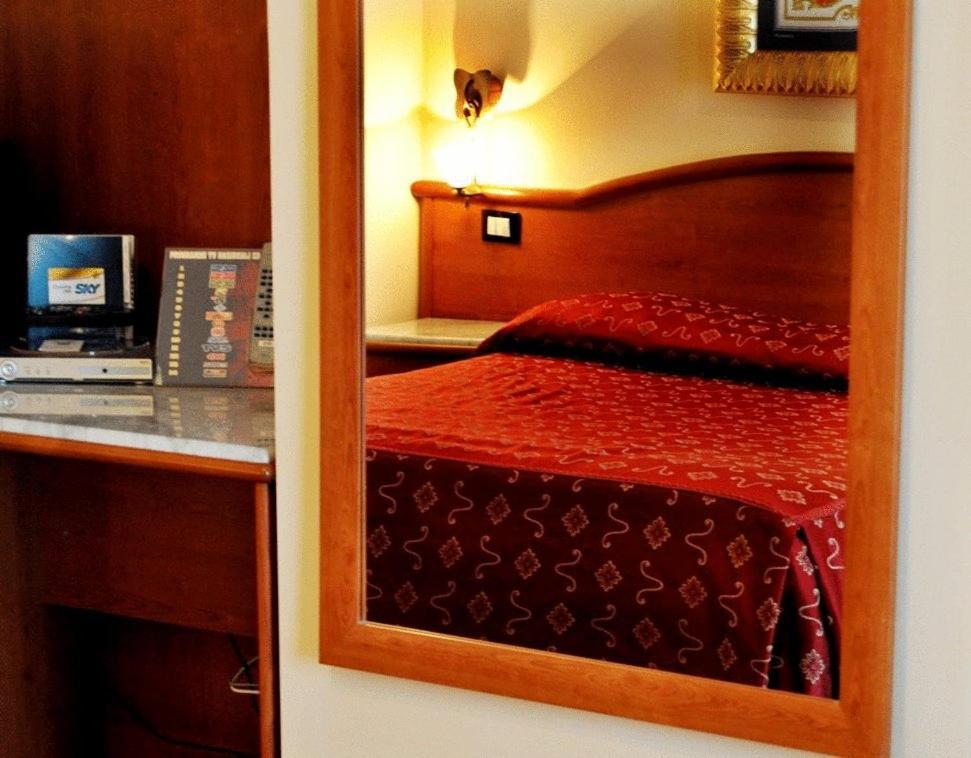 Hermitage Capua Hotel Экстерьер фото